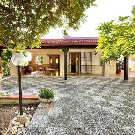 Holiday home Due Sorelle